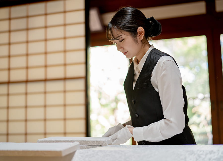 飛鳥グループ｜私たちのしごと