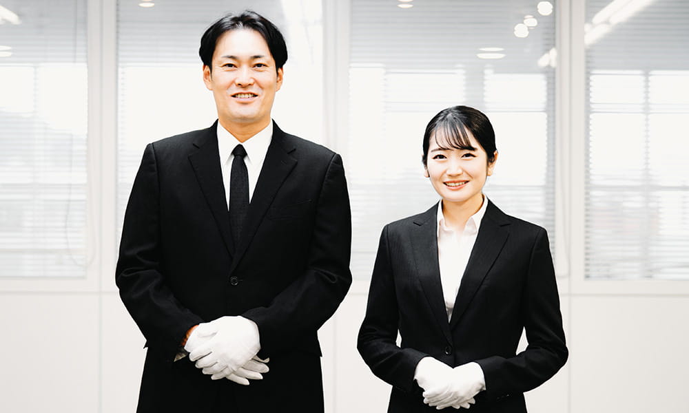 ホールスタッフ